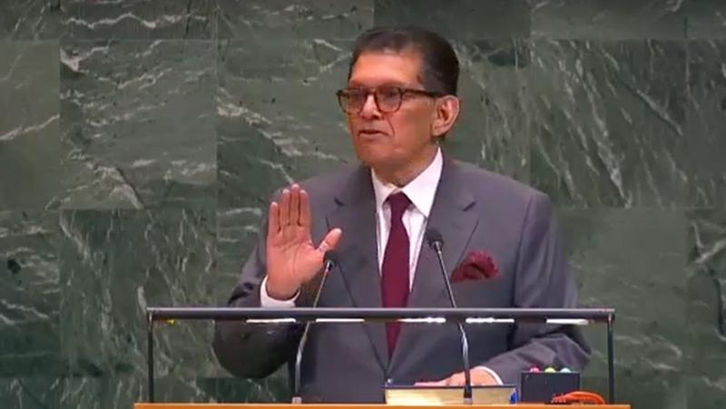 জাতিসংঘ সাধারণ পরিষদের সভাপতি হিসেবে শপথ নিলেন ড. খলিলুর রহম...